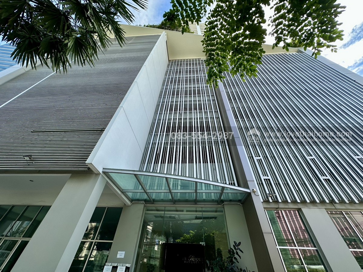 ขายคอนโด My Resort Bangkok อโศก-เพชรบุรีตัดใหม่ ราคาถูกสุดในโครงการ ใกล้ MRT เพชรบุรี มี 2 ห้องนอน 68.51 ตร.ม. ชั้น 21 แถมทั้งเฟอร์ฯ และเครื่องใช้ไฟฟ้าอย่างดี 