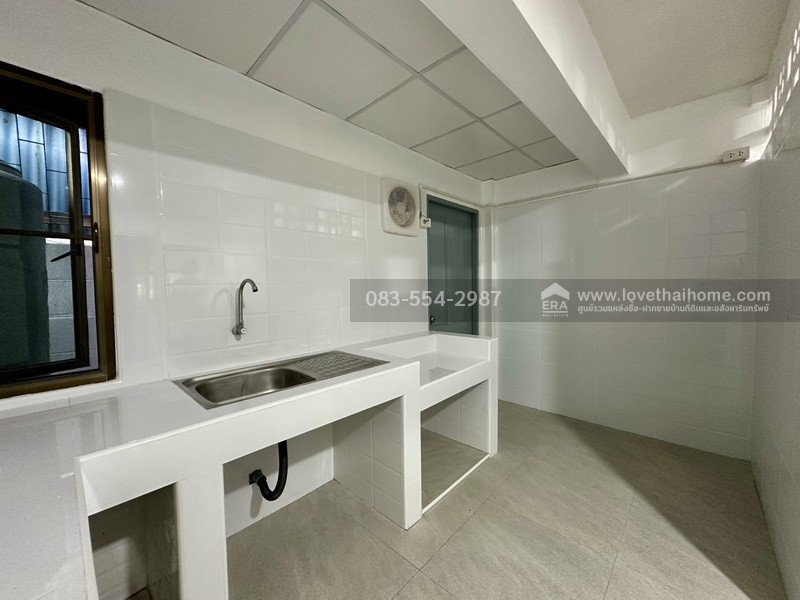 ขายทาวน์เฮ้าส์ หมู่บ้านสิรินเฮ้าส์ 2 ซ.ภูมิเวท 11 (แจ้งวัฒนะ–ปากเกร็ด 16) เข้าทาง แจ้งวัฒนะ–ปากเกร็ด 4 ได้ บ้านรีโนเวทใหม่ 19 ตร.วา ใกล้ BTS ปากเกร็ด และท่าเรือ
