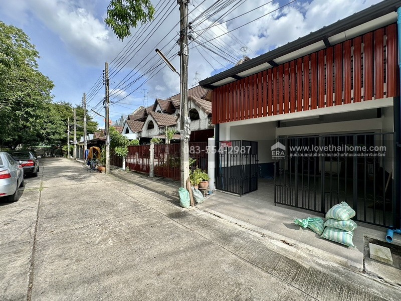 ขายทาวน์เฮ้าส์ หมู่บ้านสิรินเฮ้าส์ 2 ซ.ภูมิเวท 11 (แจ้งวัฒนะ–ปากเกร็ด 16) เข้าทาง แจ้งวัฒนะ–ปากเกร็ด 4 ได้ บ้านรีโนเวทใหม่ 19 ตร.วา ใกล้ BTS ปากเกร็ด และท่าเรือ