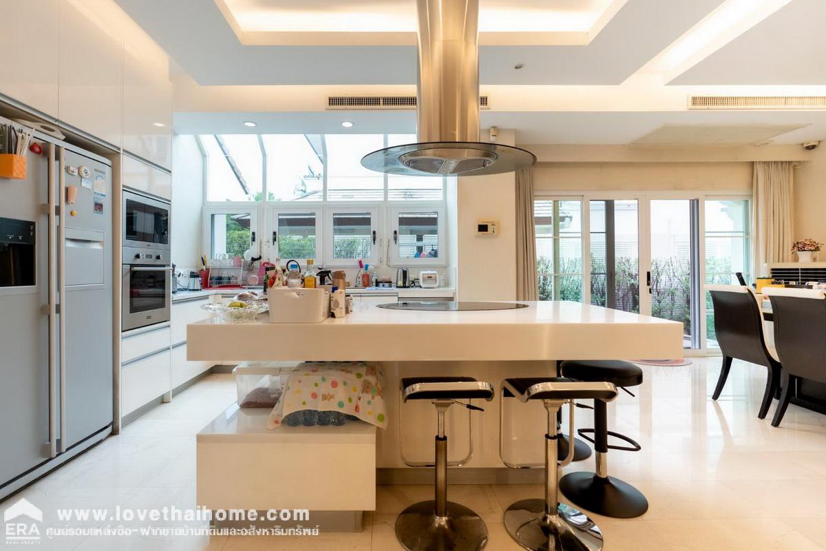 ขายบ้านคฤหาสน์หรู ม.ลดาวัลย์ ราชพฤกษ์-ปิ่นเกล้า Modern Style บ้านหลังมุม แถม!เฟอร์นอกบางส่วน (มุ้งลวดนิรภัย) และมีสนามชิพพัตต์กอล์ฟขนาดใหญ่ ทำเลสุดยอด พื้นที่222ตรว. "ลดราคาสุดๆ จาก75ล้าน เหลือ62ล้าน" เท่านั้น (ราคานี้ผู้ซื้อต้องโอนเอง)