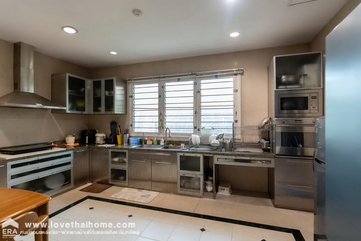 ขายบ้านคฤหาสน์หรู ม.ลดาวัลย์ ราชพฤกษ์-ปิ่นเกล้า Modern Style บ้านหลังมุม แถม!เฟอร์นอกบางส่วน (มุ้งลวดนิรภัย) และมีสนามชิพพัตต์กอล์ฟขนาดใหญ่ ทำเลสุดยอด พื้นที่222ตรว. "ลดราคาสุดๆ จาก75ล้าน เหลือ62ล้าน" เท่านั้น (ราคานี้ผู้ซื้อต้องโอนเอง)