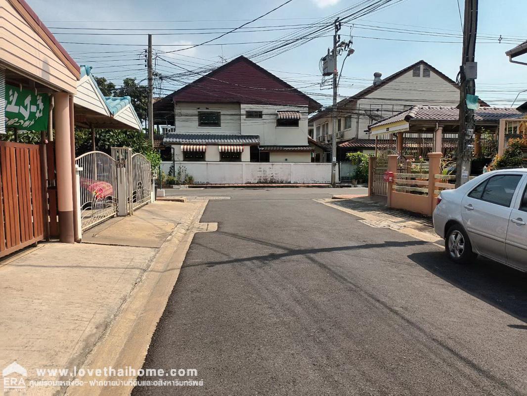 ขายบ้านแฝด บ้านนภาวัลย์ พหลโยธิน 54/1 ใกล้รถไฟฟ้าสายสีเขียว-สถานี ค.ป.อ. และสถานีคูคต พื้นที่ 43 ตรว. ขายราคาถูกที่สุดในโครงการ ราคานี้หาไม่ได้อีกแล้ว
