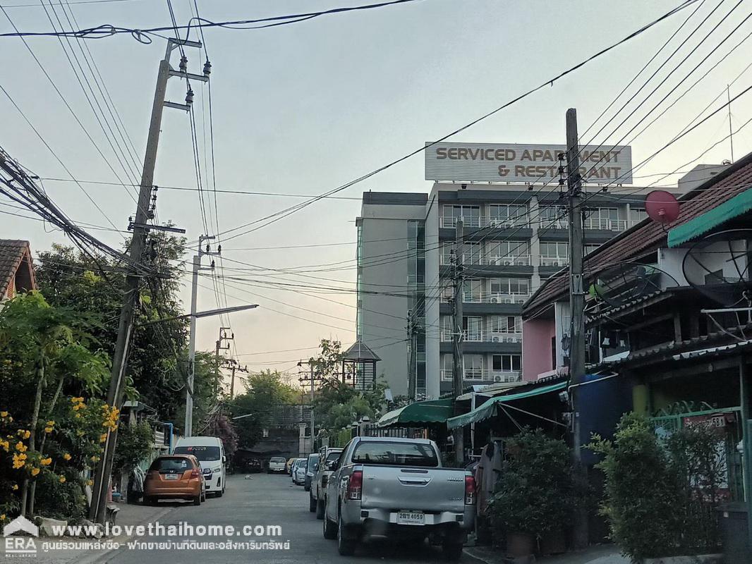 ขายที่ดิน ซ.ลาซาล 36 ถ.สุขุมวิท 105 ตรงข้ามกับโรงเรียนบางกอกพัฒนา พื้นที่ 112 ตรว. แปลงงาน (ล้อมรั้วสังกะสีสีม่วงอยู่) ใกล้รถไฟฟ้าสายสีเขียวสุขุมวิท และสายสีเหลืองศรีนครินทร์