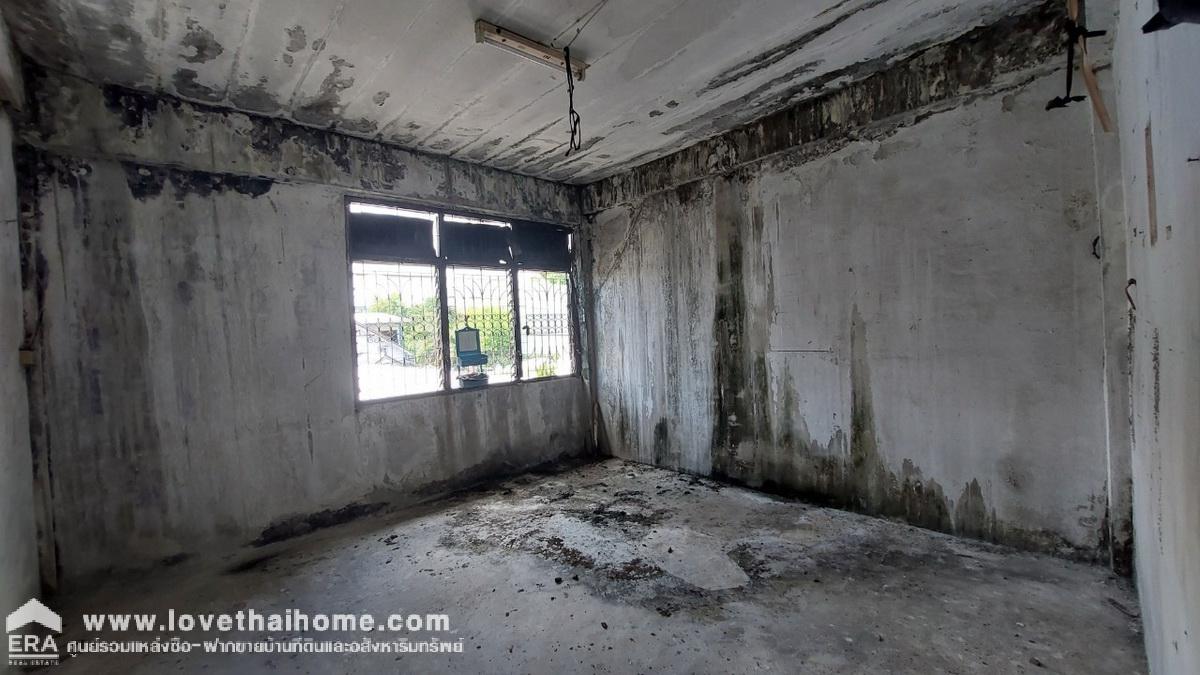 ขายทาวน์เฮ้าส์หมู่บ้านประชากรไทย ลาดพร้าว 93 ทางลัดลาดพร้าว 101 ทะลุเลียบด่วน พื้นที่ 19 ตารางวา ต่ำกว่าราคาประเมิน เหมาะสำหรับรีโนเวท ใกล้รถไฟฟ้าสาย น้องเก๊กฮวย สถานีมหาดไทย ราคานี้ถูกที่สุดในย่านนี้แล้วจองด่วนช้าหมดอดนะจ๊ะ