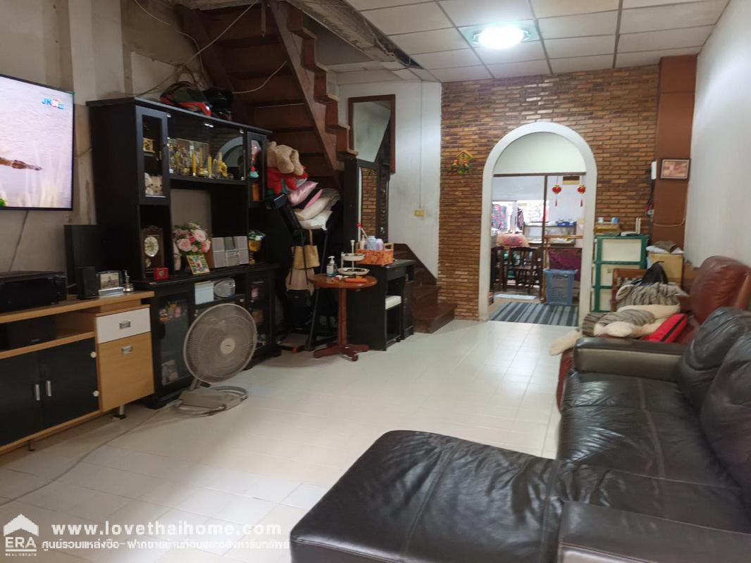 ขายทาวน์เฮ้าส์ถูกมาก ถ.พหลโยธิน 54/1 หมู่บ้านอรุณนิเวศน์ พื้นที่ 20 ตรว. บ้านต่อเติมเรียบร้อย ใกล้แหล่งชุมชน ร้านค้า เดินทางสะดวก จองด่วน!