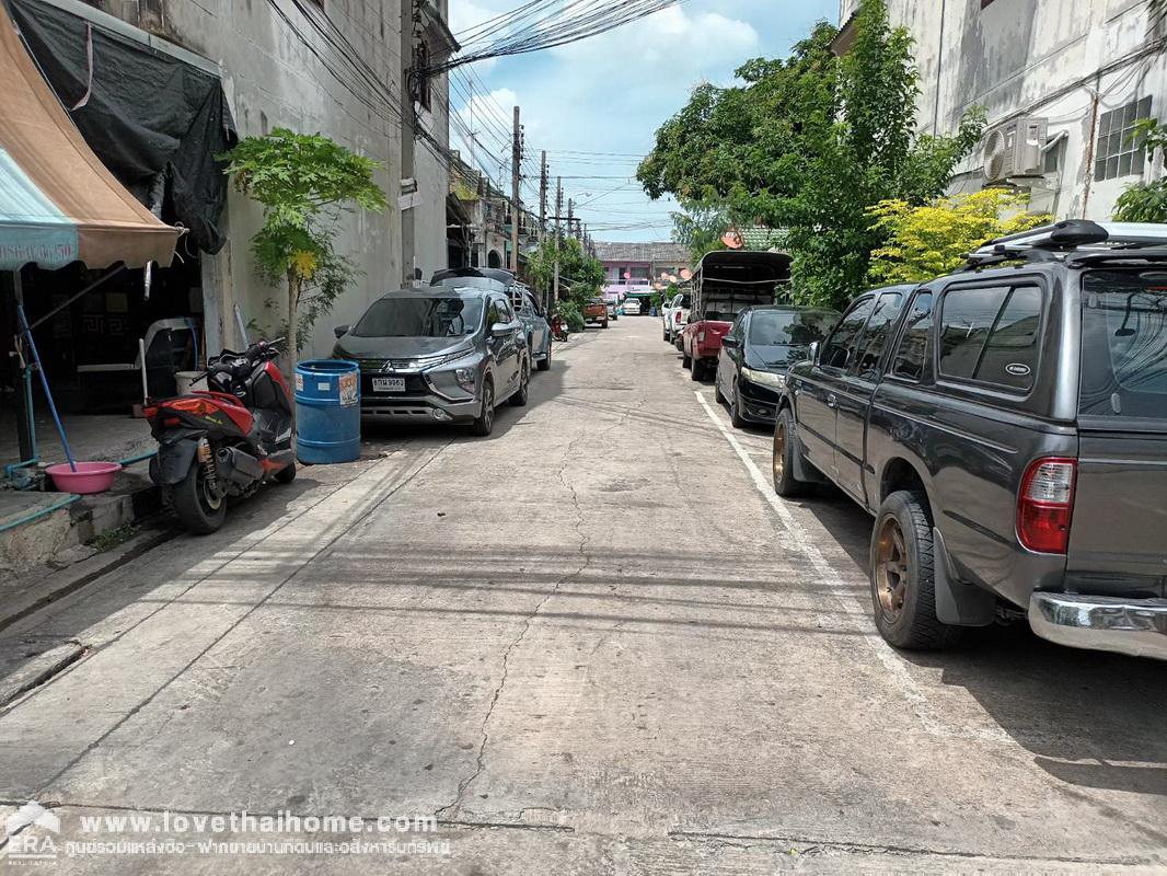ขายทาวน์เฮ้าส์ถูกมาก ถ.พหลโยธิน 54/1 หมู่บ้านอรุณนิเวศน์ พื้นที่ 20 ตรว. บ้านต่อเติมเรียบร้อย ใกล้แหล่งชุมชน ร้านค้า เดินทางสะดวก จองด่วน!