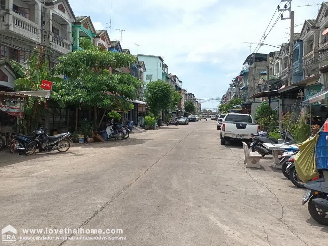ขายทาวน์เฮ้าส์ถูกมาก ถ.พหลโยธิน 54/1 หมู่บ้านอรุณนิเวศน์ พื้นที่ 20 ตรว. บ้านต่อเติมเรียบร้อย ใกล้แหล่งชุมชน ร้านค้า เดินทางสะดวก จองด่วน!