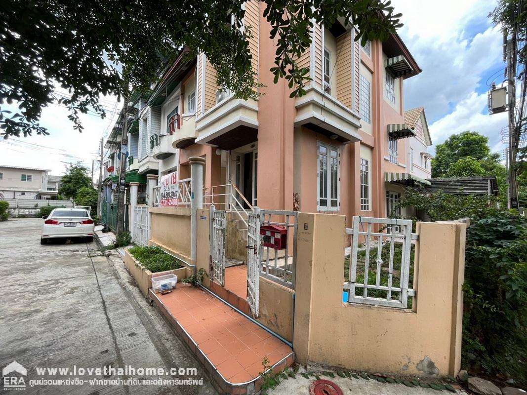ขายทาวน์เฮ้าส์ 3 ชั้น ถ.รังสิต-นครนายก64 หมู่บ้านวรางกูล รังสิต คลอง2 พื้นที่32.6ตรว. ขายถูกกว่าราคาตลาด ใกล้ฟิวเจอร์พาร์ค รังสิต หลังมุม บ้านสวย
