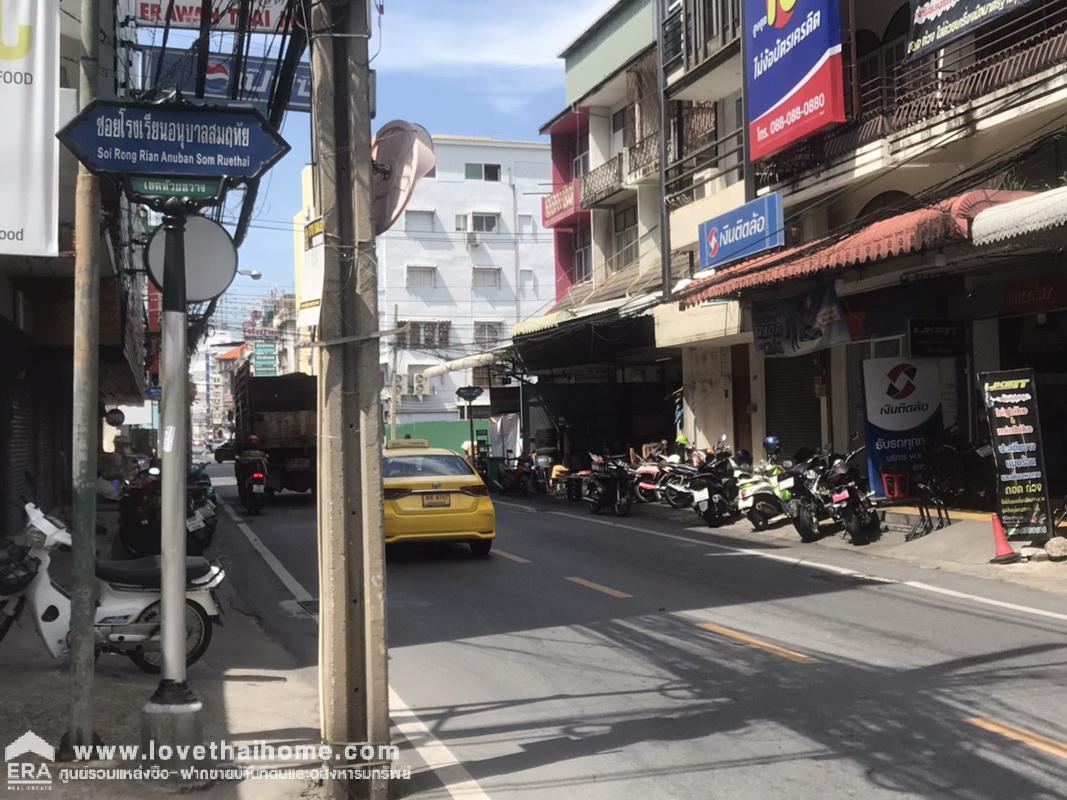 ขายบ้าน ถ.สุทธิสารวินิจฉัย ซอยโรงเรียนอนุบาลสมฤทัย ย่านห้วยขวาง มี 2 หลังติดกัน 26 ตรว. และ 34 ตรว. แบ่งขาย/ขายรวม ตกแต่งสวยพร้อมอยู่