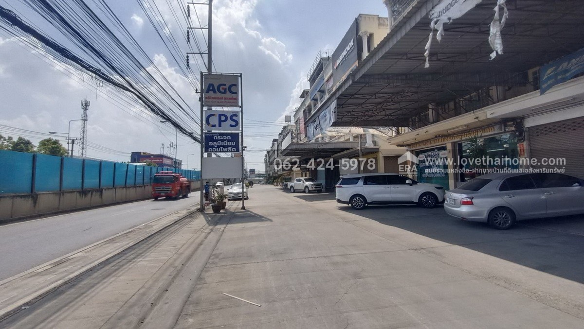 ขายตึกแถว 4.5 ชั้น 2 คูหา โครงการ MT คลองหลวง ติดถนนใหญ่ พื้นที่ 50 ตรว. ตึกตกแต่งสวย ขายถูก เหมาะทำธุรกิจ