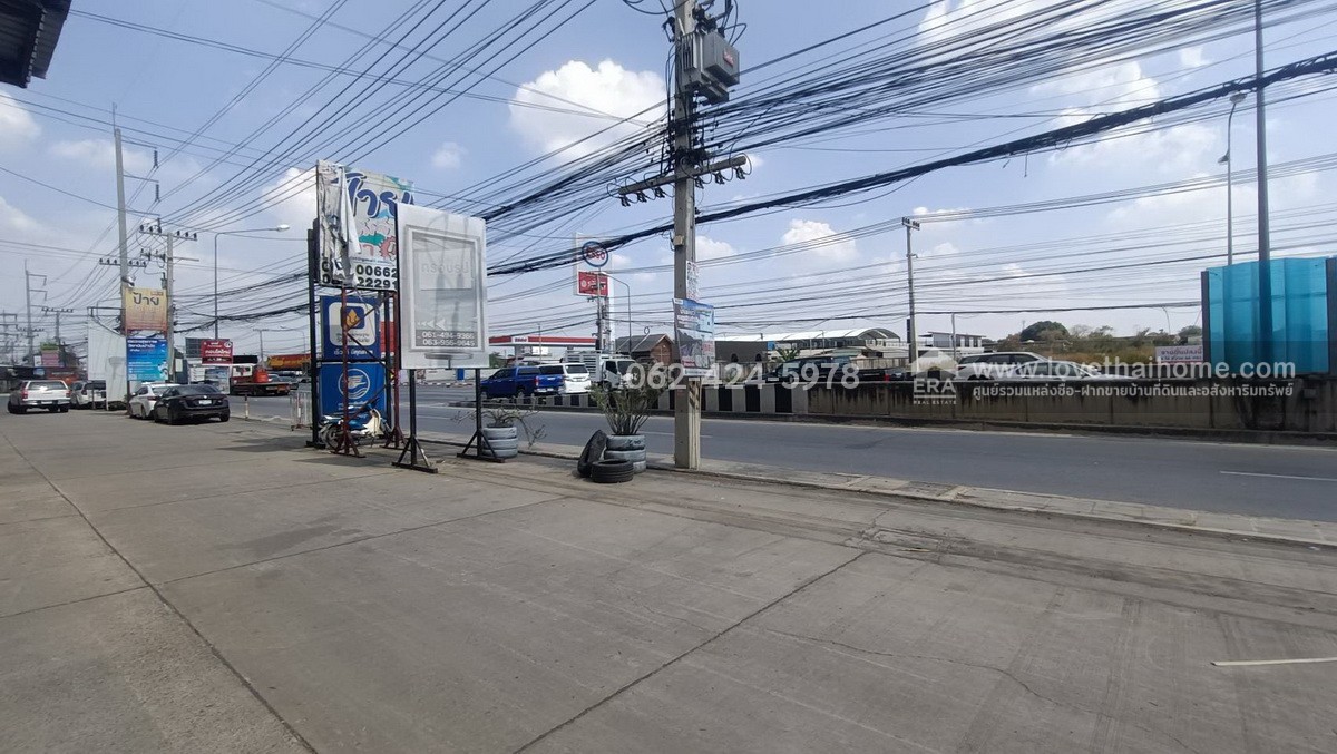 ขายตึกแถว 4.5 ชั้น 2 คูหา โครงการ MT คลองหลวง ติดถนนใหญ่ พื้นที่ 50 ตรว. ตึกตกแต่งสวย ขายถูก เหมาะทำธุรกิจ