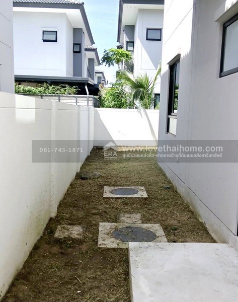 ขายบ้านเดี่ยว สัมมากร ชัยพฤกษ์-วงแหวน2 ไม่เคยเข้าอยู่  พื้นที่ 50 ตรว. ขายเพียงแค่3.7ล้านเท่านั้น ขายถูกสุดๆ ราคาดีขนาดนี้ หาไม่ได้อีกแล้วนะจ๊ะ!  