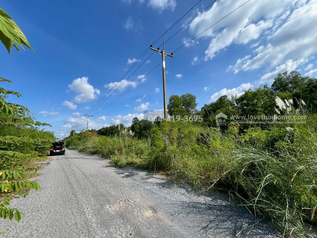 ขายที่ดิน ในสนามกอล์ฟลำลูกกาคันทรี่คลับ ถนนเลียบคลองลำลูกกา คลอง11 พื้นที่ 828 ตรว. น้ำ-ไฟเข้าถึงแล้ว ใกล้สวนสัตว์เปิดใหม่ด้วย