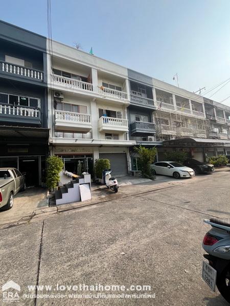 ขายตึกแถว 3.5 ชั้น ถนนรามอินทรา34 ทำเลทองใจกลางกรุงเทพฯ พื้นที่ 40 ตรว. ขายพร้อมผู้เช่า ซื้อแล้วมีรายได้ทันที โอกาสทองสำหรับนักลงทุนอย่าพลาด ทำเลแบบนี้หายากมาก ใกล้เลียบด่วนประดิษฐ์มนูธรรม