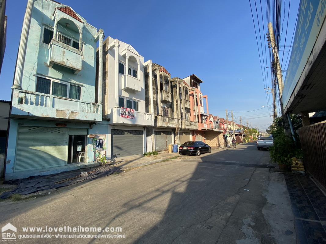 ขายอาคารพาณิชย์ 3 ชั้น รีโนเวทใหม่ หมู่บ้านเธียรทอง 2 ถ.ประชาสำราญ พื้นที่ 20 ตรว. แขวงคลองสิบสอง เขตหนองจอก กทม.