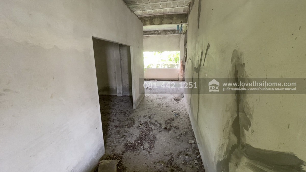 ขายที่ดินแถมโครงสร้างบ้าน หมู่บ้านกฤษดานคร20 ถนนบรมราชชนนี แปลงมุม พื้นที่ 163 ตรว. ขายเพียงแค่45,000 บาท/ตรว. ตัวบ้านสร้างเสร็จหมดแล้วเหลือแค่ตกแต่งภายใน รับรองว่าคุ้มค่าจริงๆค่ะ