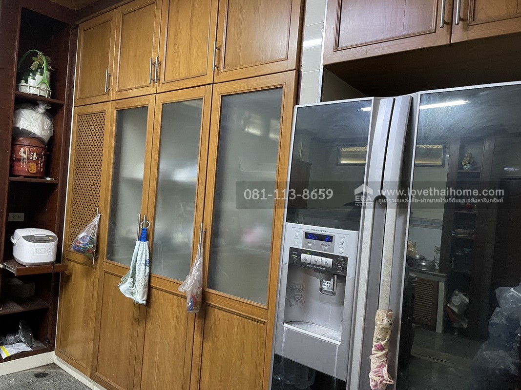 ขายถูกบ้านหรูบางใหญ่ นนทบุรี ซอยวัดหลังบาง ถนนกาญจนาภิเษก พื้นที่ 832 ตรว. บ้านเป็นไม้สักทองทั้งหลัง ไม้สักได้อายุหายาก สวยงามมากหรูหรา ใกล้ถนนกาญจนาภิเษก