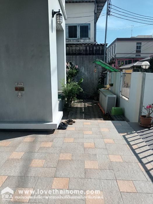 ขายอาคารสำนักงาน/ออฟฟิศ ถนนบางแวก ซอยกมลทิพย์ (ใกล้ซอยบางแวก85) ใกล้ BTS บางหว้า พื้นที่ 94 ตรว. ราคา 32 ล้าน และยังมีที่จอดรถ 107 ตรว. ราคา 8.2 ล้าน อยู่ฝั่งตรงกันข้าม (จอดรถได้ 20 คัน) ขายรวมและขายแยกได้