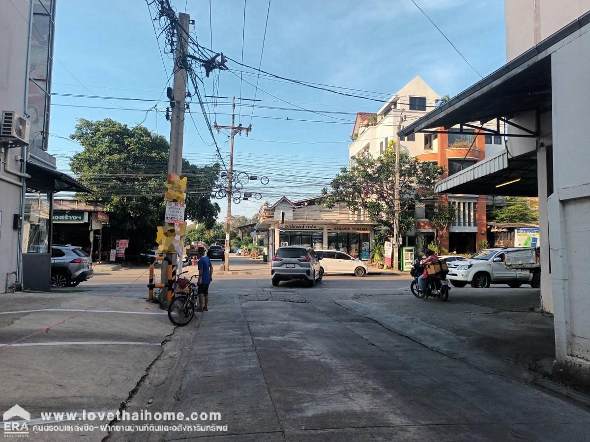ขายอาคารสำนักงาน/ออฟฟิศ ถนนบางแวก ซอยกมลทิพย์ (ใกล้ซอยบางแวก85) ใกล้ BTS บางหว้า พื้นที่ 94 ตรว. ราคา 32 ล้าน และยังมีที่จอดรถ 107 ตรว. ราคา 8.2 ล้าน อยู่ฝั่งตรงกันข้าม (จอดรถได้ 20 คัน) ขายรวมและขายแยกได้