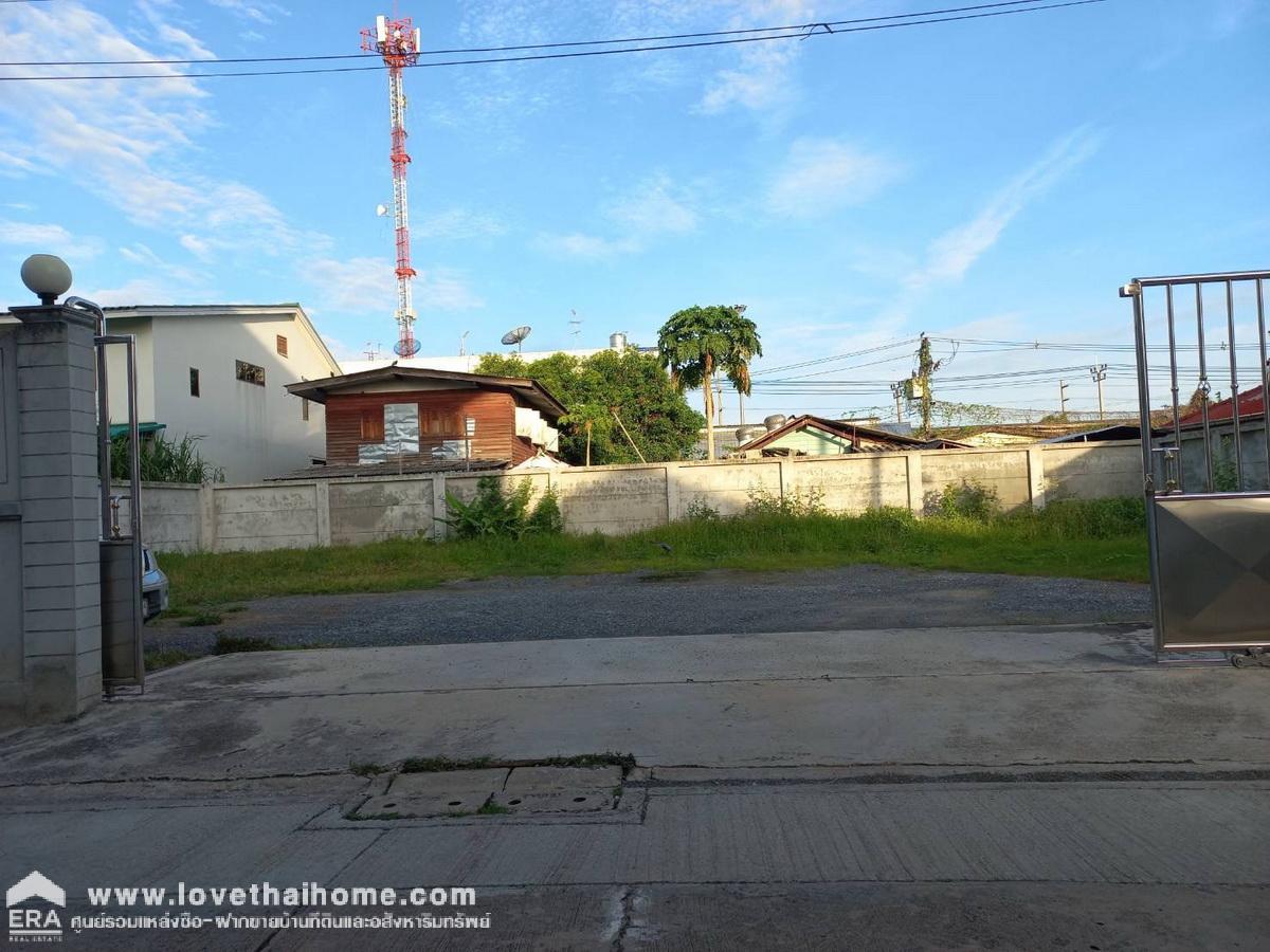 ขายที่ดิน 107 ตรว. ถนนบางแวก ซอยกมลทิพย์ บางแค ใกล้ซอยบางแวก85  ปัจจุบันเป็นที่จอดรถบริษัท มีรั้วกั้นเรียบร้อย ราคา 8.2 ล้าน  และยังมีอาคารสำนักงาน ขนาด 94 ตรว. ราคา  32 ล้าน อยู่ฝั่งตรงกันข้าม ขายรวมและขายแยกได้