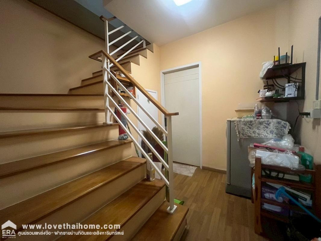 ขายทาวน์โฮม 3 ชั้น หมู่บ้านคาซ่า ซิตี้วงแหวน-ลำลูกกา ลำลูกกา คลอง5 หลังมุม พื้นที่ 20.5 ตารางวา ทำเลทองติดถนนเมนหลัก ตกแต่งสวยราคาดีคุ้มสุดๆ รีบตัดสินใจก่อนพลาดโอกาส!!