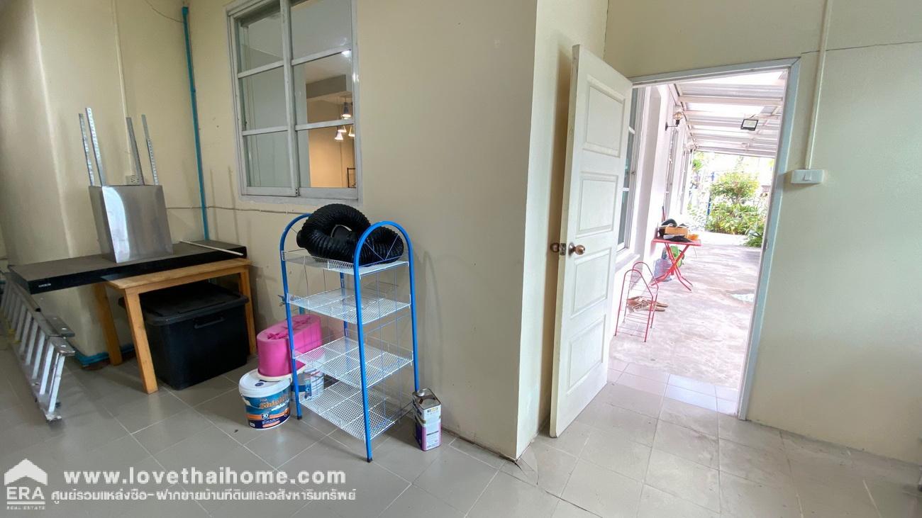 ขายบ้านทาวน์โฮม 4 ชั้น ในซอยนวมินทร์ 70 ลัดไปออกเส้นเกษตรนวมินทร์ได้ หลังมุมใหญ่ 47 ตรว. ซอยนี้ยังเชื่อมเข้า-ออกได้ ทั้งซอยนวมินทร์ 72,74 และถนนรัชดารามอินทรา