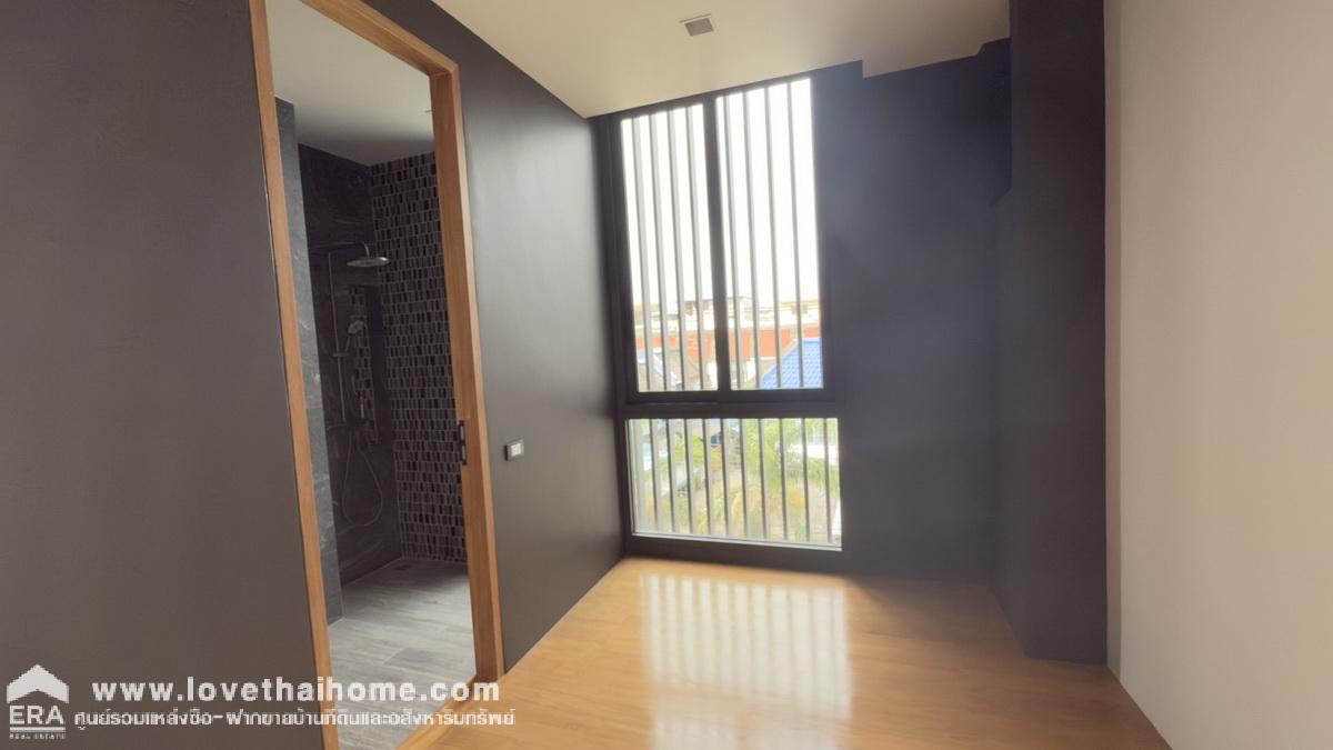 ขายบ้านหรู3ชั้น ซอยรามคำแหง108 หมู่บ้านเอ็กซ์คลูซีฟ (Exclusive39) พื้นที่ 125 ตรว. ขาย 65 ล้านบาท บ้านมุม สร้างใหม่ยังไม่เคยเข้าอยู่ ใกล้แนวรถไฟฟ้าสายสีส้ม สถานีสัมมากร ตกแต่งใช้วัสดุเกรดA ทั้งหลัง