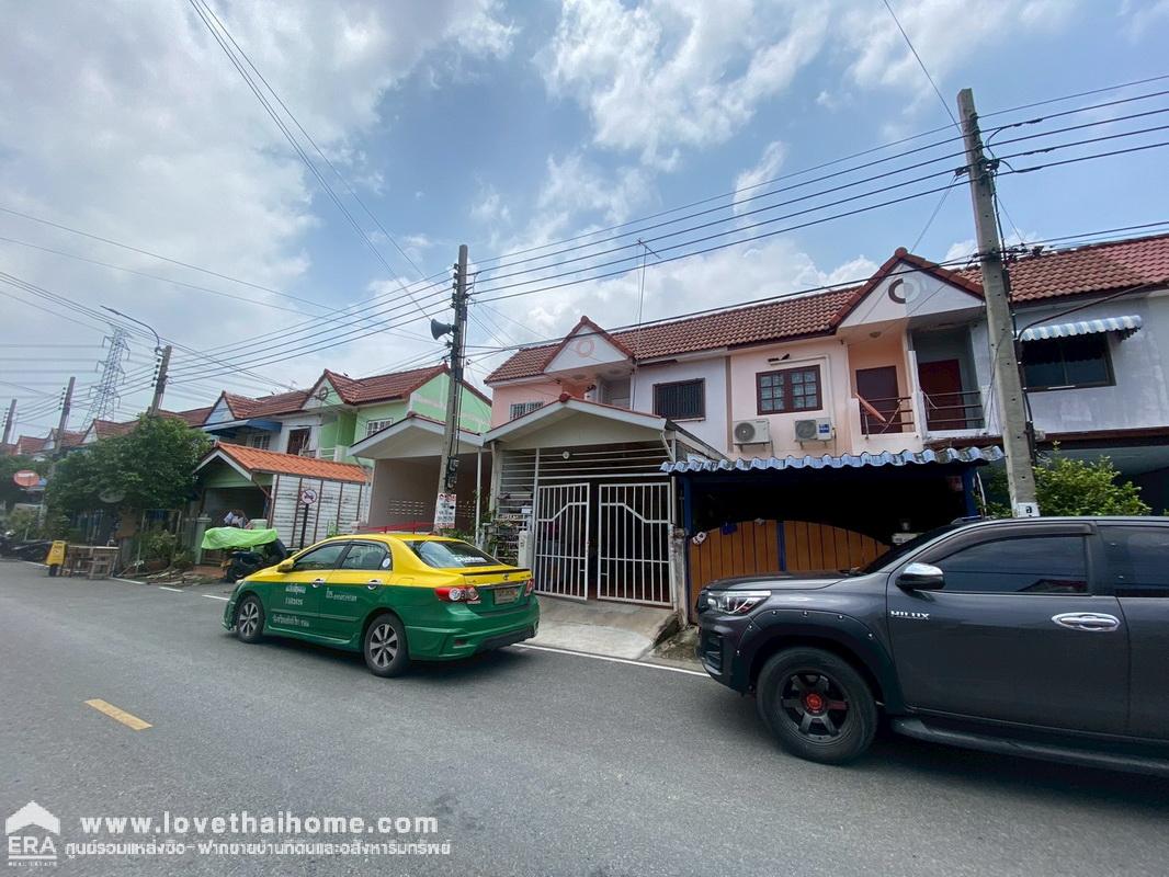 ขายทาวน์เฮ้าส์ 2 ชั้น หมู่บ้านเอเชีย โฮมทาวน์1 ถนนบางกรวย-ไทรน้อย พื้นที่ 16 ตรว. บ้านต่อเติม พร้อมอยู่ โครงการติดโกลบอลเฮ้าส์ ไทรน้อย
