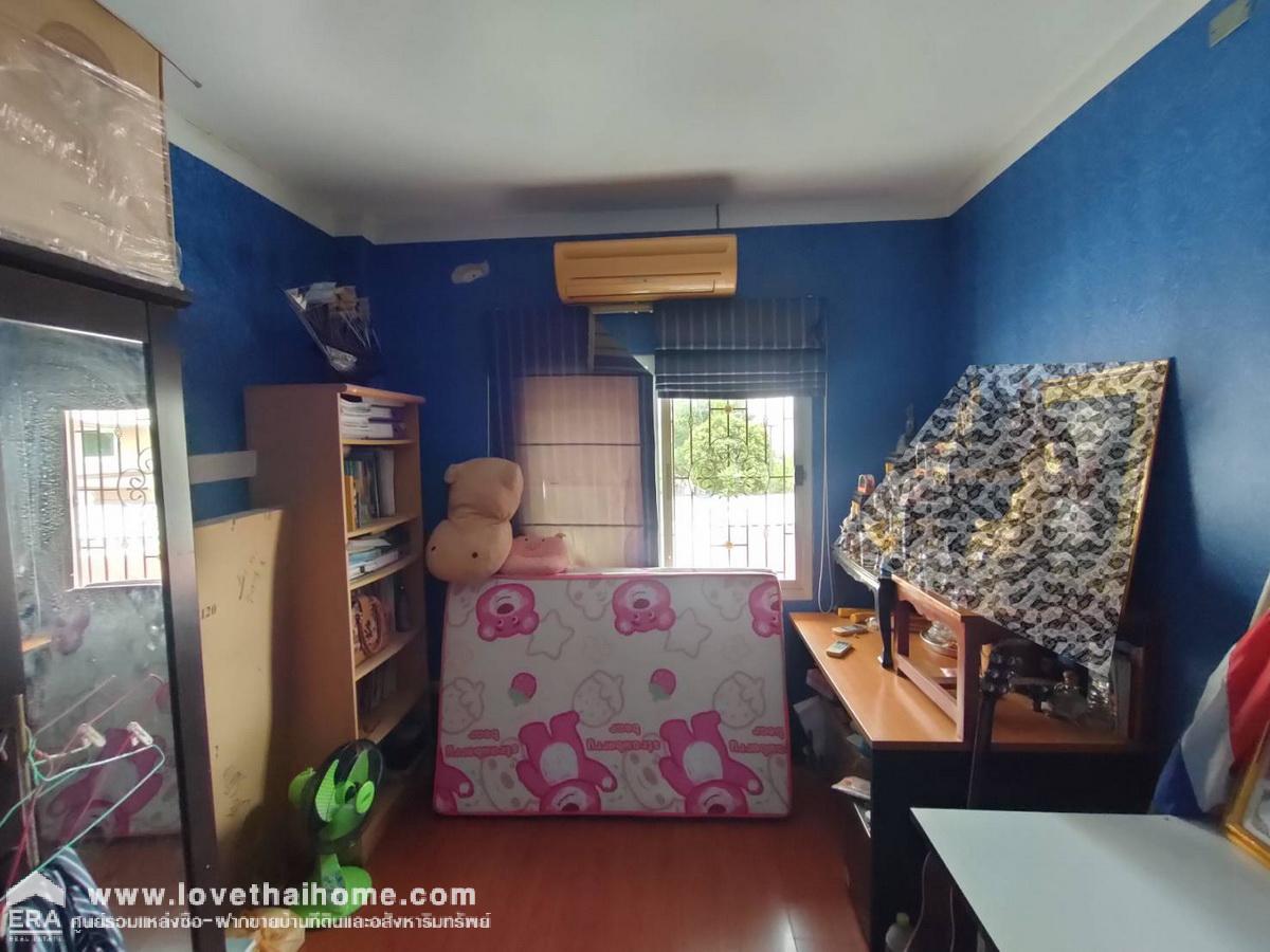 ขายบ้านเดี่ยวหมู่บ้านเจ ดับบลิวคาซ่า พระราม 5-นครอินทร์ หลังริม 50.9 ตรว. ติดสวนหย่อมในหมู่บ้าน ติดถนนบางศรีเมือง 1 ใกล้แม็คโคร นครอินทร์