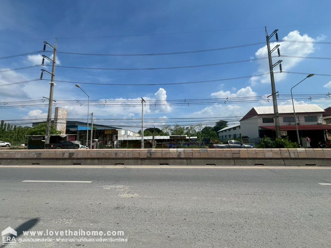 ขายที่ดิน ติดถนนลำลูกกา คลอง10 (ถนนหลัก) ขนาด 3 ไร่ 2 งาน 28 ตารางวา ถมแล้ว ทำเลทอง ใกล้แหล่งธุรกิจ ที่ดินสวยๆ แบบนี้หาไม่ได้ง่ายๆ เหมาะทั้งซื้อเก็บ-ซื้อใช้-ซื้อเพื่อเพิ่มมูลค่าในอนาคต สนใจติดต่อ : 062-892-6297
