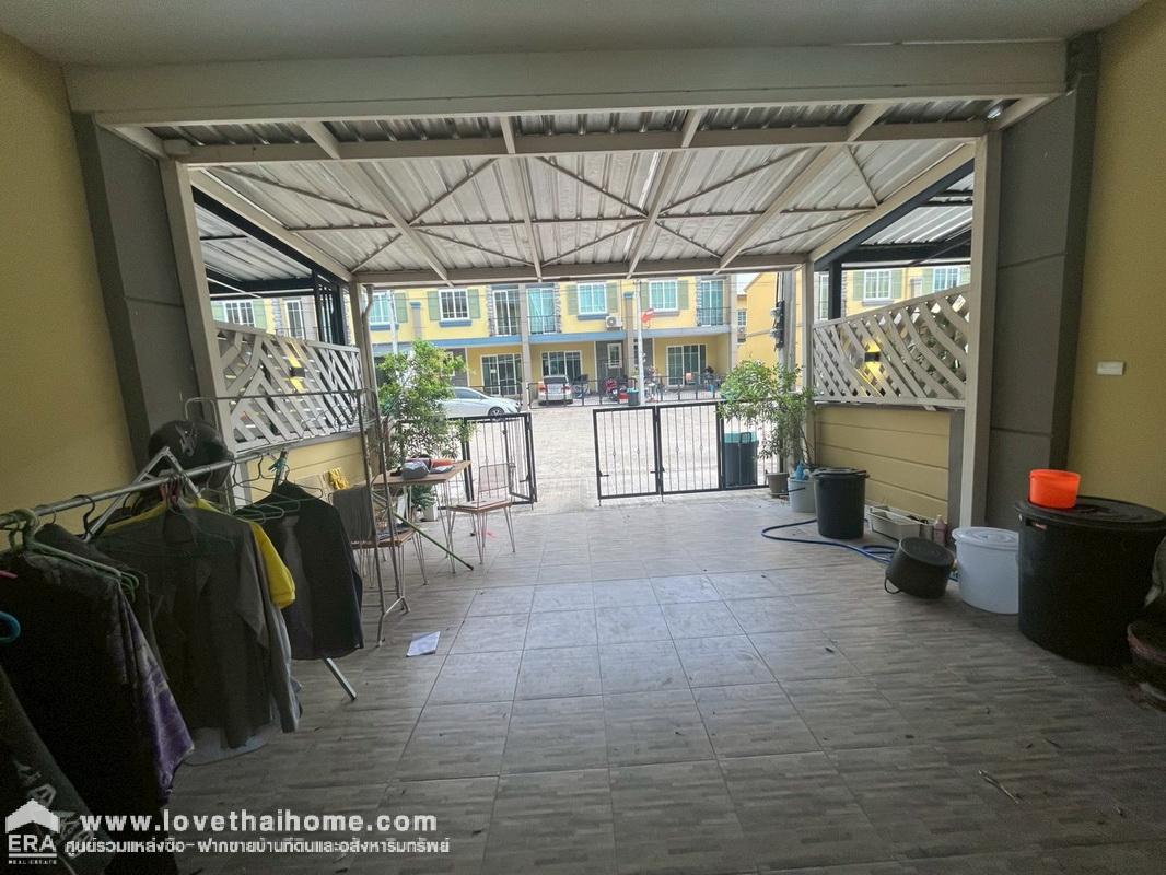ขายทาวน์โฮม หมู่บ้านโกลเด้นทาวน์ รังสิต-คลอง3 ถนนรังสิต-นครนายก พื้นที่ 19.8 ตรว. ขายปิดหนี้ธนาคารเท่านั้น สวย พร้อมอยู่ ลดสุดๆ ราคาคุยได้