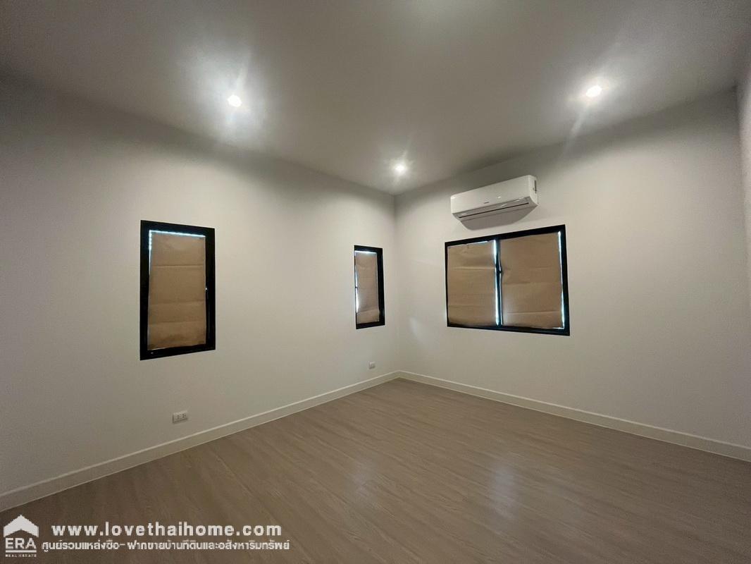 ขายบ้านเดี่ยว 2 ชั้น โครงการสราญสิริ รังสิต2 ขนาด 99 ตรว. บ้านใหม่ ทำเลศักยภาพ ใกล้ทางด่วนขายในราคาสุดคุ้ม โอกาสดีสำหรับผู้มองหาบ้านคุณภาพ ทำเลดี ราคาโดนใจ โทร. 062-892-6297