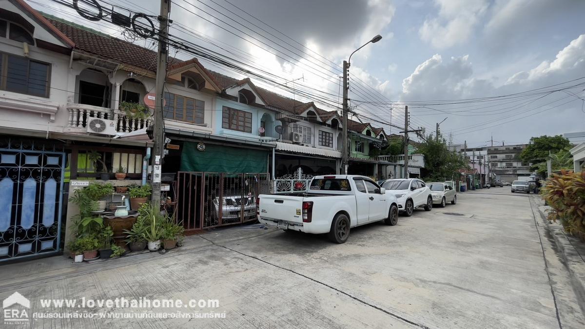 ขายทาวน์เฮ้าส์ 2 ชั้น หมู่บ้านศุภาวัลย์ ถนนศรีนนครินทร์ พื้นที่ 18 ตรว. ราคาถูก ขายเพียง 1.8 ล้านบาท แนวรถไฟฟ้าสายสีเหลือง,BTS สายสุขุมวิท