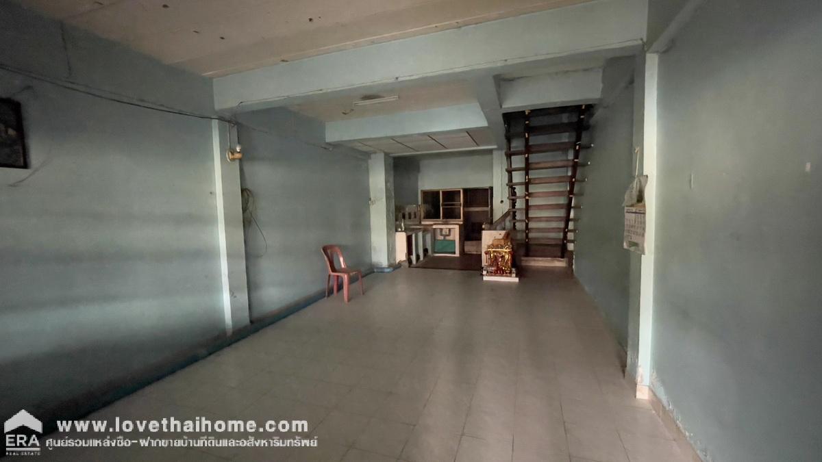 ขายทาวน์เฮ้าส์ 2 ชั้น หมู่บ้านศุภาวัลย์ ถนนศรีนนครินทร์ พื้นที่ 18 ตรว. ราคาถูก ขายเพียง 1.8 ล้านบาท แนวรถไฟฟ้าสายสีเหลือง,BTS สายสุขุมวิท