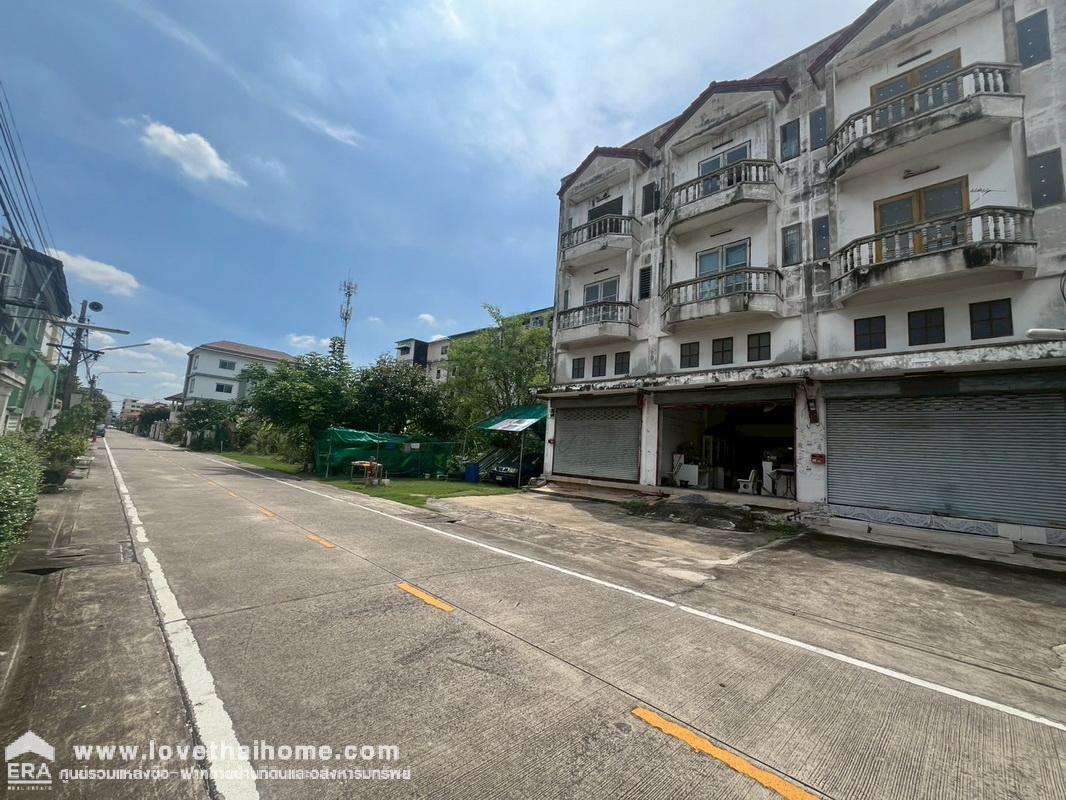 ขายตึกแถว 3.5 ชั้น 2 คูหา ซอยลำลูกกา8 ใกล้ถนนใหญ่ลำลูกกา พื้นที่ 52 ตารางวา ราคาพิเศษต่ำกว่าราคาตลาด โอกาสดีสำหรับนักลงทุนและเจ้าของธุรกิจที่มองหาทำเลทอง ราคาคุ้มค่า สนใจติดต่อ 062-892-6297
