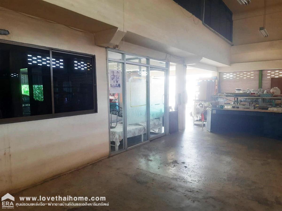 ขายที่ดินพร้อมตึกอาคารสำนักงาน ติดถนนใหญ่เทพารักษ์ กม.20 (ติดซอยมารีรมย์) บางเสาธง สมุทรปราการ พื้นที่ 404 ตรว. ทำเลดีมาก ขายราคาถูกมาก มาเป็นเจ้าของด่วน