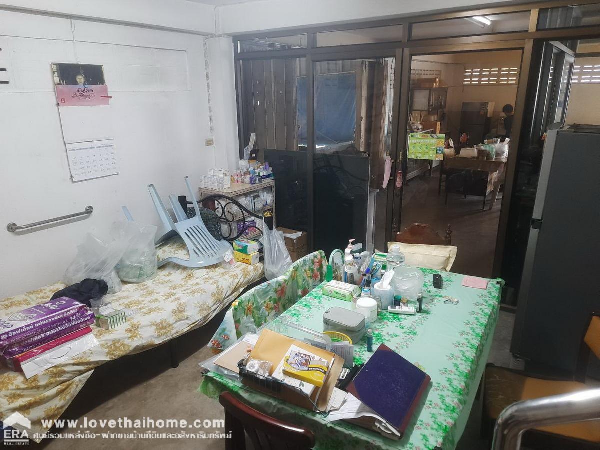 ขายที่ดินพร้อมตึกอาคารสำนักงาน ติดถนนใหญ่เทพารักษ์ กม.20 (ติดซอยมารีรมย์) บางเสาธง สมุทรปราการ พื้นที่ 404 ตรว. ทำเลดีมาก ขายราคาถูกมาก มาเป็นเจ้าของด่วน