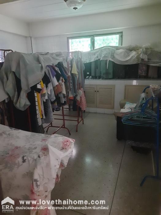 ขายที่ดินพร้อมตึกอาคารสำนักงาน ติดถนนใหญ่เทพารักษ์ กม.20 (ติดซอยมารีรมย์) บางเสาธง สมุทรปราการ พื้นที่ 404 ตรว. ทำเลดีมาก ขายราคาถูกมาก มาเป็นเจ้าของด่วน