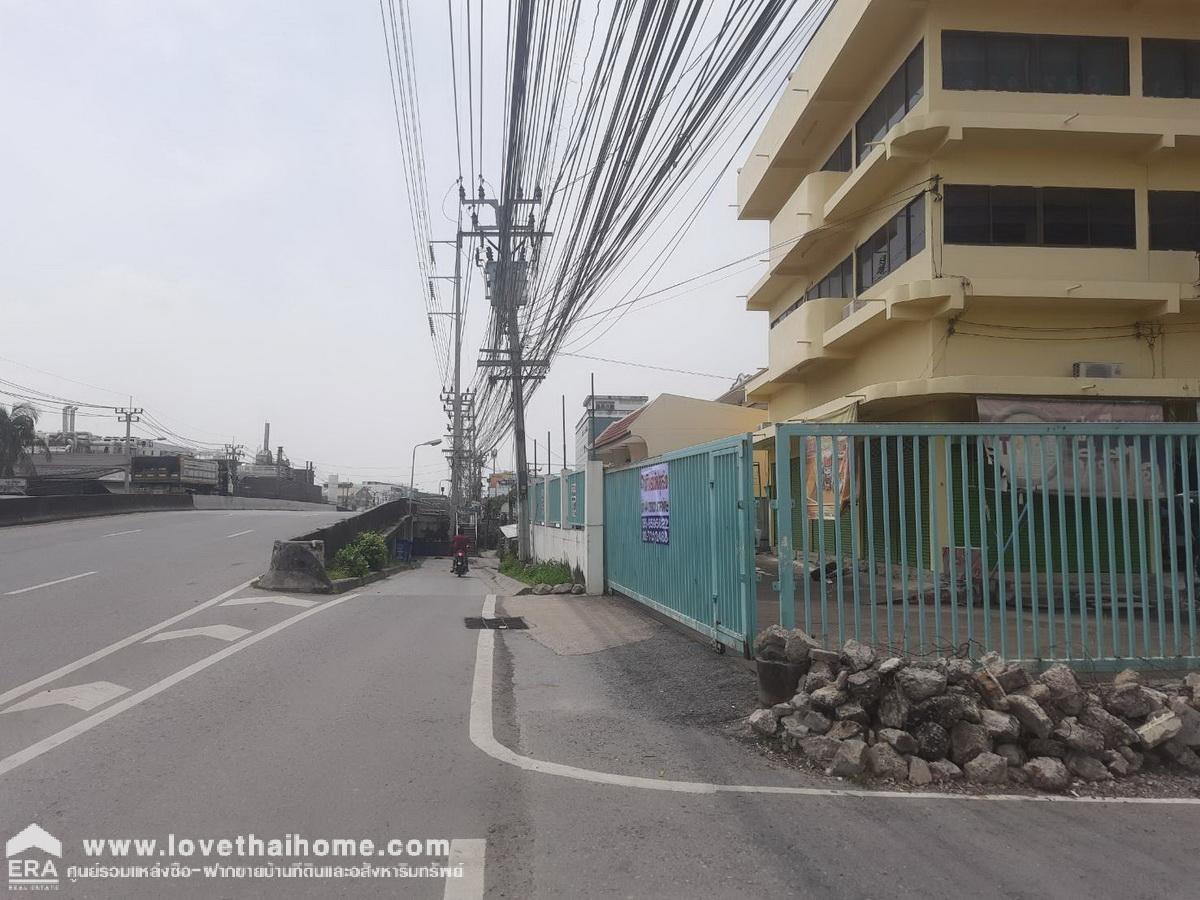 ขายที่ดินพร้อมตึกอาคารสำนักงาน ติดถนนใหญ่เทพารักษ์ กม.20 (ติดซอยมารีรมย์) บางเสาธง สมุทรปราการ พื้นที่ 404 ตรว. ทำเลดีมาก ขายราคาถูกมาก มาเป็นเจ้าของด่วน