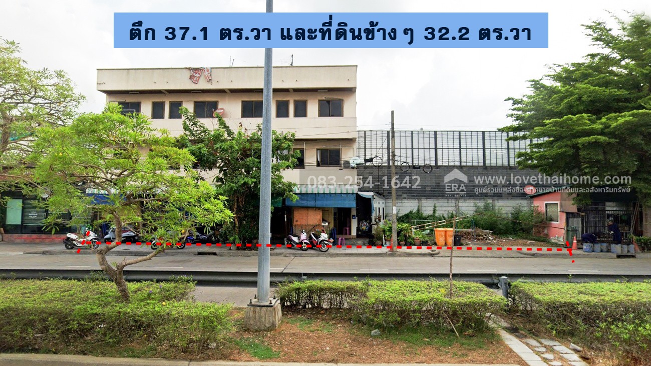 ขายตึกแถว3ชั้น 4คูหา ติดถนนยานนาวา พื้นที่37.1ตรว.ขายเพียงแค่18.5ล้านเท่านั้น กล้ารับประกันเลยว่าขายถูกกว่าหลังอื่นๆในถนนเส้นนี้แล้วครับ พูดจริงๆไม่ได้โม้
