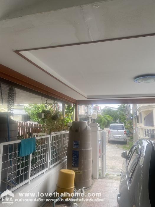 ขายทาวน์เฮ้าส์ หมู่บ้านเอเวอร์กรีน บางนา-ตราด กม.5 ใกล้รถไฟฟ้าสายสีเหลือง พื้นที่ 18 ตรว. 2 ชั้น ขายถูกในย่านนี้ บ้านรีโนเวทใหม่ทั้งหลัง