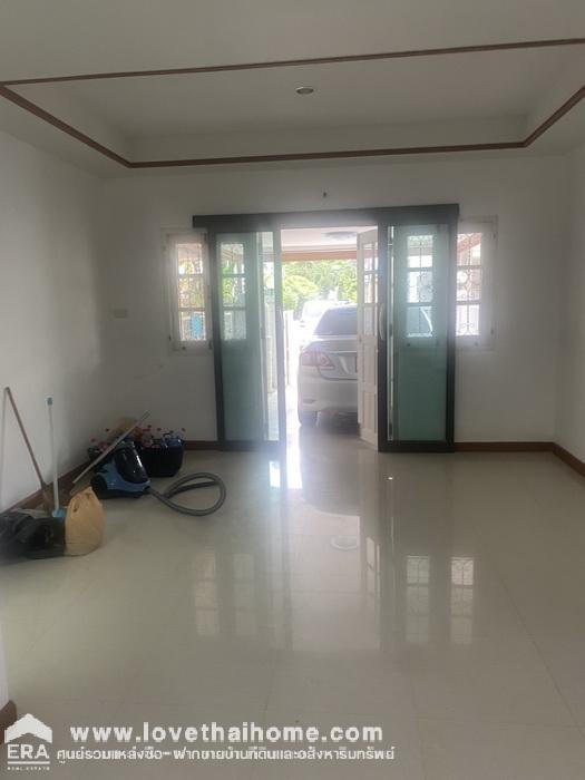 ขายทาวน์เฮ้าส์ หมู่บ้านเอเวอร์กรีน บางนา-ตราด กม.5 ใกล้รถไฟฟ้าสายสีเหลือง พื้นที่ 18 ตรว. 2 ชั้น ขายถูกในย่านนี้ บ้านรีโนเวทใหม่ทั้งหลัง
