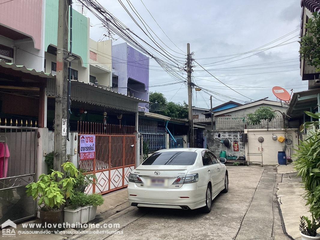 ขายทาวน์เฮ้าส์ 2 ชั้น ซ.เพชรเกษม62/1 พื้นที่ 22.3 ตรว. ติด MRT สถานีบางแค ราคาดีที่สุด ต่อรองได้ จากปากซอยเพชรเกษม 100 เมตร