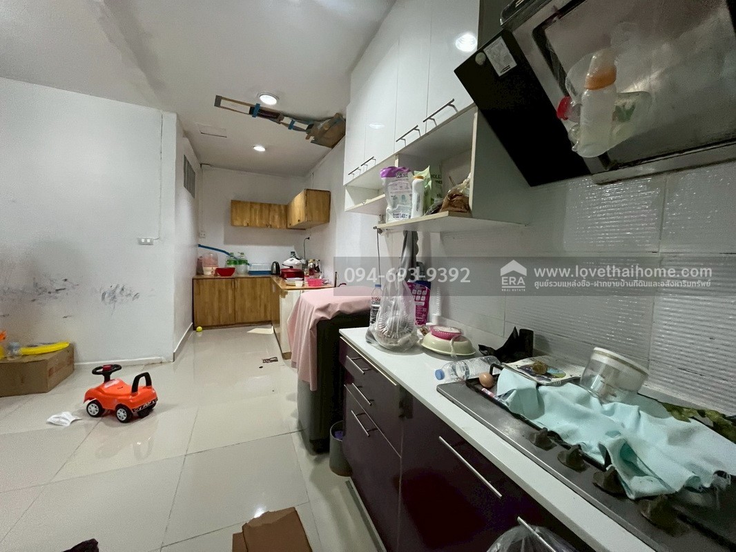 ขายทาวน์เฮ้าส์ 2 ชั้น ซอยเทศบาลบางปู74 หมู่บ้านนครทองบีช พื้นที่ 25 ตรว. ขายถูกๆ ทำเลโดนๆ ราคานี้หาไม่ได้อีกแล้ว เพราะอยากขาย ด่วน! ขายไว!