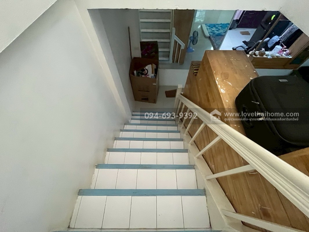 ขายทาวน์เฮ้าส์ 2 ชั้น ซอยเทศบาลบางปู74 หมู่บ้านนครทองบีช พื้นที่ 25 ตรว. ขายถูกๆ ทำเลโดนๆ ราคานี้หาไม่ได้อีกแล้ว เพราะอยากขาย ด่วน! ขายไว!