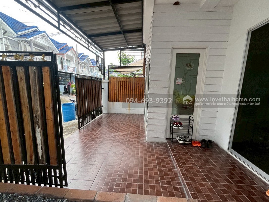 ขายทาวน์เฮ้าส์ 2 ชั้น ซอยเทศบาลบางปู74 หมู่บ้านนครทองบีช พื้นที่ 25 ตรว. ขายถูกๆ ทำเลโดนๆ ราคานี้หาไม่ได้อีกแล้ว เพราะอยากขาย ด่วน! ขายไว!