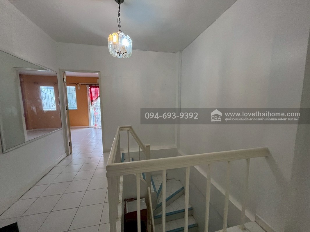 ขายทาวน์เฮ้าส์ 2 ชั้น ซอยเทศบาลบางปู74 หมู่บ้านนครทองบีช พื้นที่ 25 ตรว. ขายถูกๆ ทำเลโดนๆ ราคานี้หาไม่ได้อีกแล้ว เพราะอยากขาย ด่วน! ขายไว!