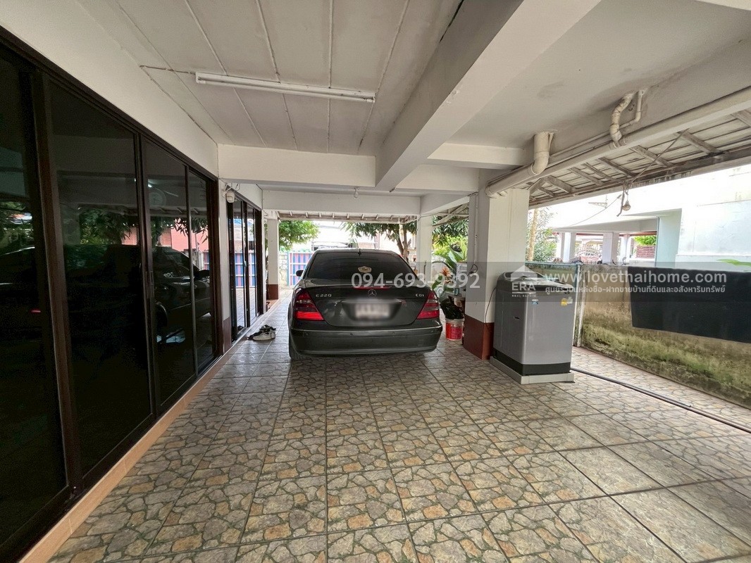 ขายบ้านเดี่ยว 2 ชั้น หมู่บ้านรุ่งกานต์1 เฟส2 บางบัวทอง บ้านสวย สไตล์พร้อมอยู่ พื้นที่ 53.9 ตรว. แบบธรรมชาติ ราคาคุยได้ ไม่แพงอย่างที่คิด ถ้าได้เยี่ยมชมบ้าน!!