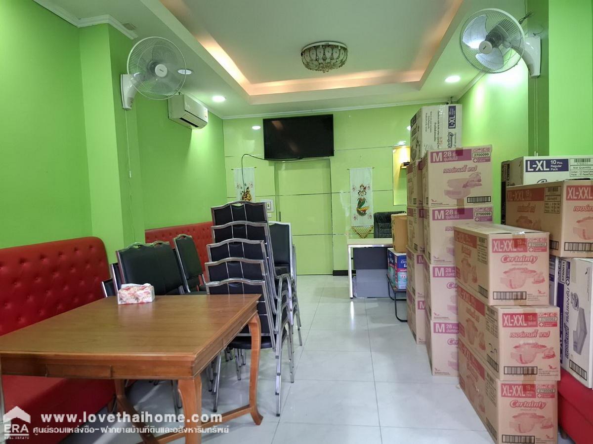 ขายตึกแถวติดถนนรังสิต-คลอง 3 ติดตลาดไทยสมบูรณ์ คลองหลวง 24.8 ตรว. แปลงมุมห้องที่ 1 ทำเลทอง เหมาะค้าขาย/ออฟฟิศ/อยู่อาศัย