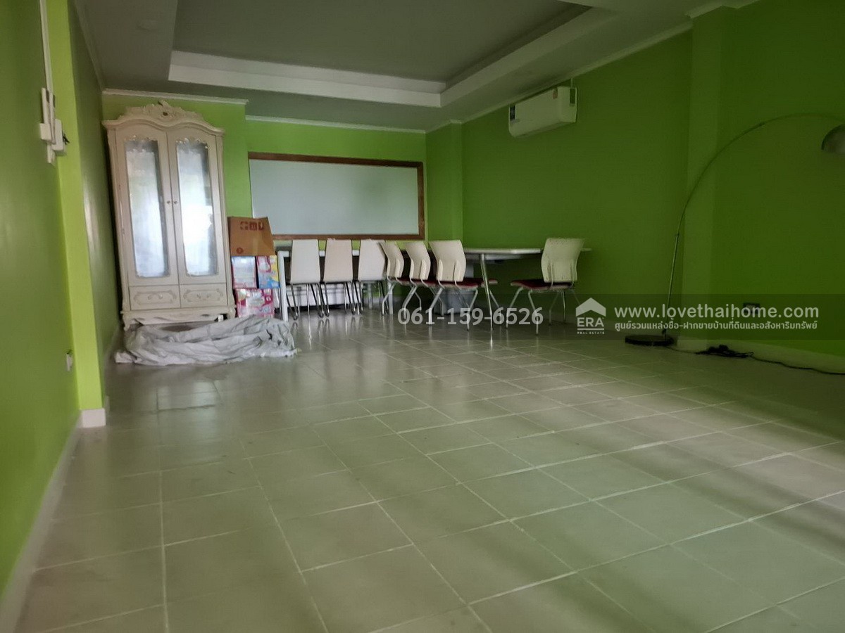 ขายตึกแถว ตลาดไทยสมบูรณ์ 3 ถ.เลียบคลองสาม คลองหลวง ปทุมธานี 24.8 ตรว. แปลงมุมห้องที่ 1 ทำเลทอง เหมาะค้าขาย/ออฟฟิศ/อยู่อาศัย
